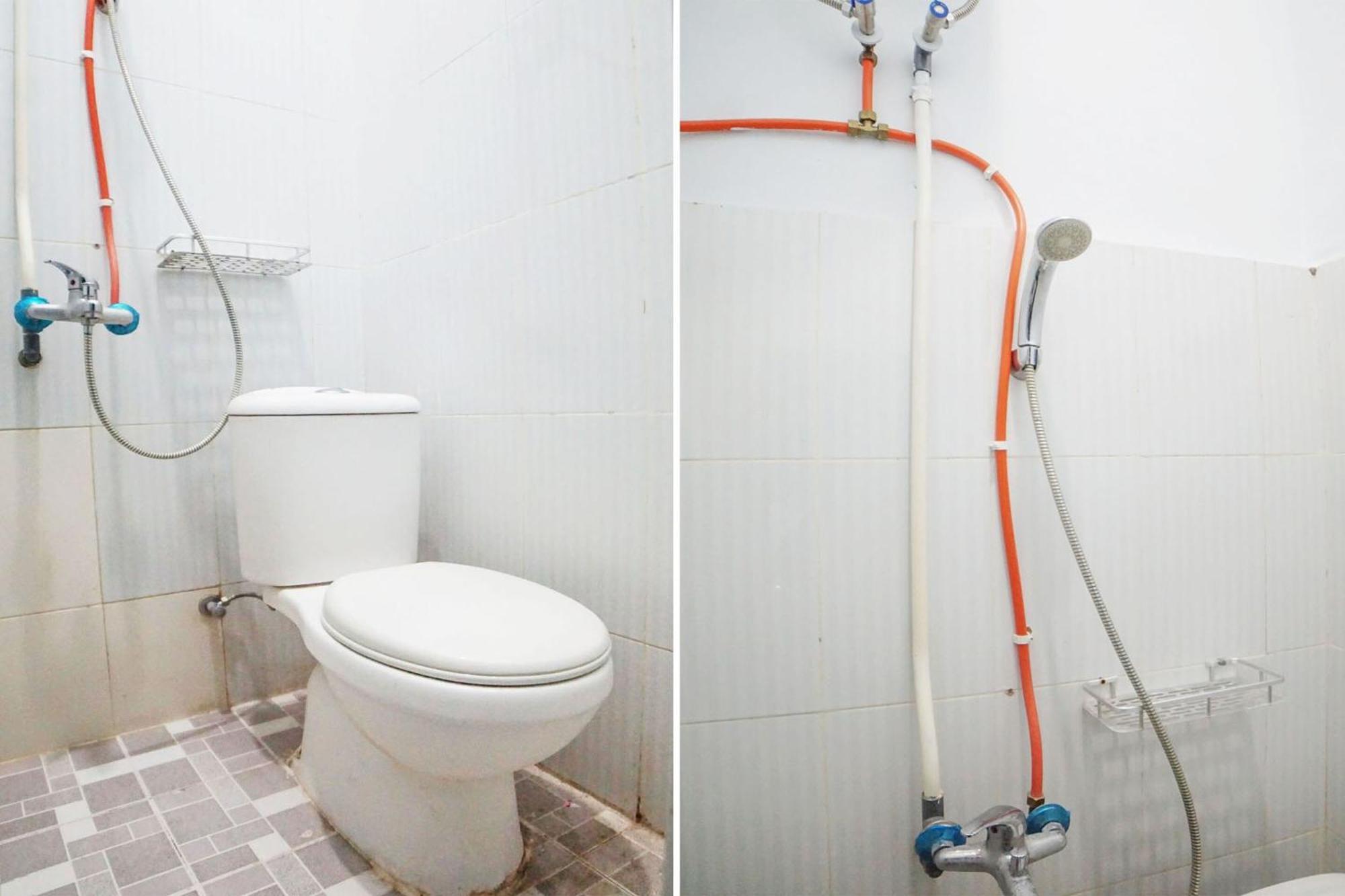 Super Oyo 91627 Wika Wiki Homestay Медан Экстерьер фото