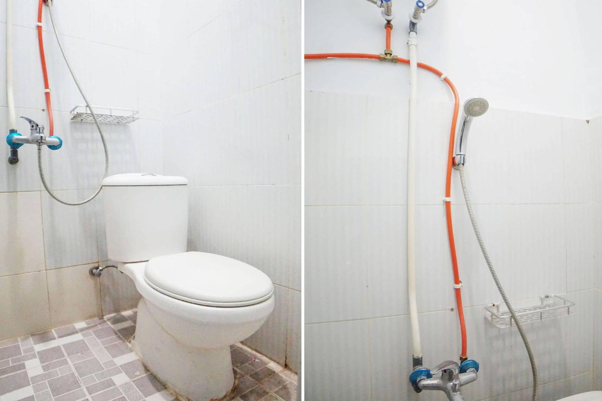 Super Oyo 91627 Wika Wiki Homestay Медан Экстерьер фото